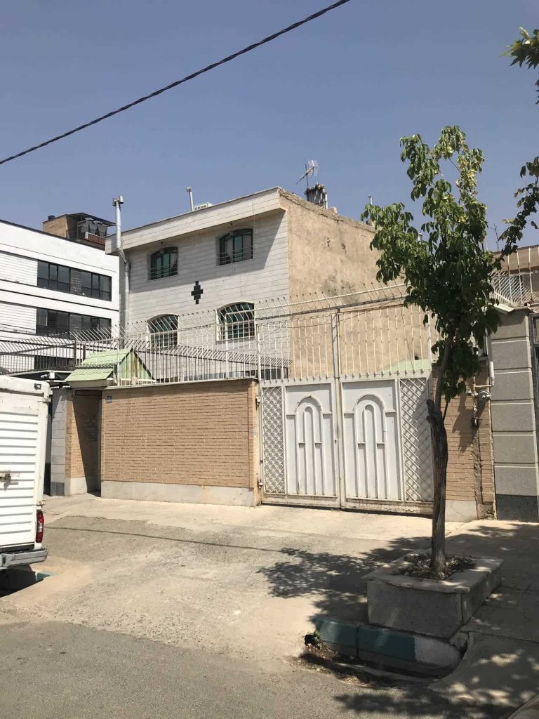 خانه مسکونی در تهران — کد ملک ۴۰۳۶