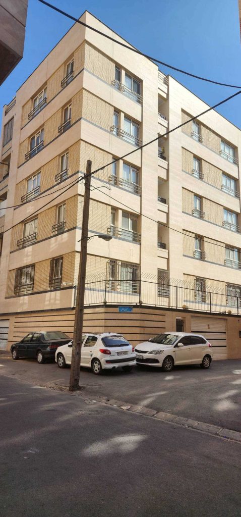 آپارتمان مسکونی در تهران — کد ملک ۴۰۰۸