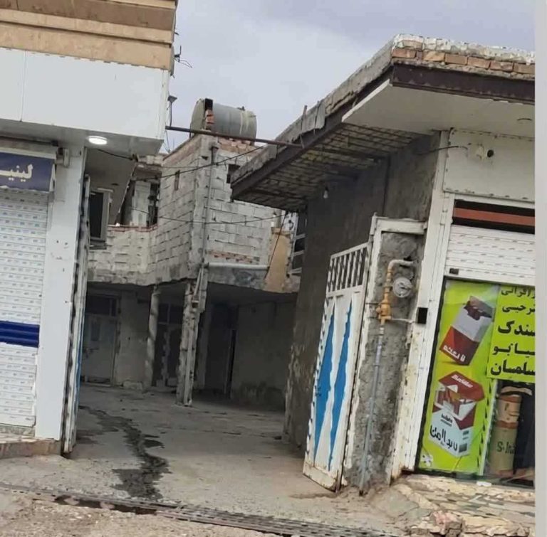 ساختمان مسکونی در خرم آباد — کد ملک ۳۸۴۳
