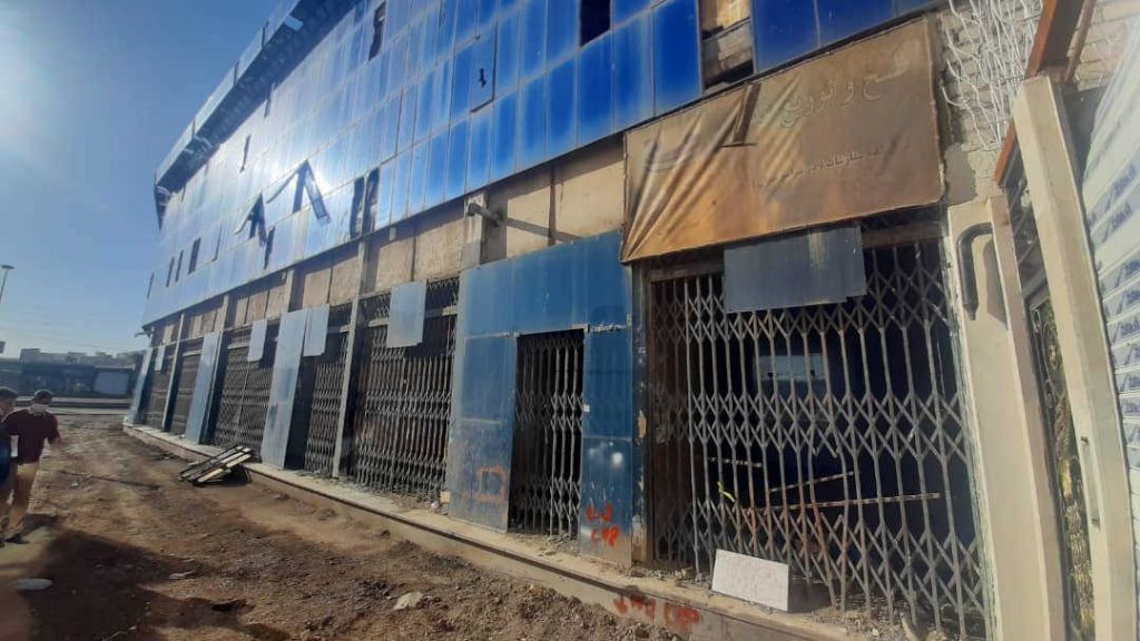 مجتمع تجاری نیمه ساز در تهران — کد ملک ۲۹۵