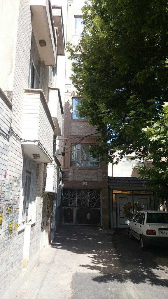 ساختمان مسکونی در کرج — کد ملک ۱۰۶۲